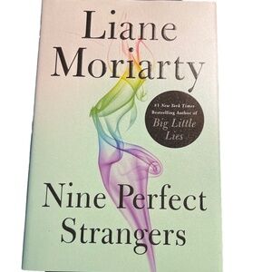 Nine Perfect Strangers by Liane Moriarity
